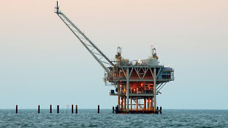 Offshore Platform Fire Safety Sprinkler System Depends on Liquid Flow Assurance Switch