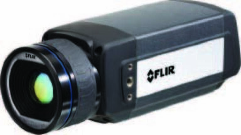 High-Resolution Infrared Camera for R&D Applications