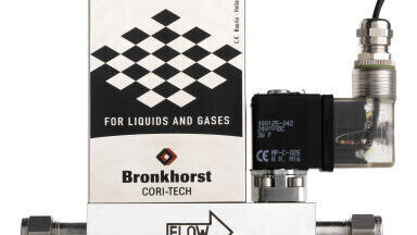 Accurate dosing of small mass flow rates