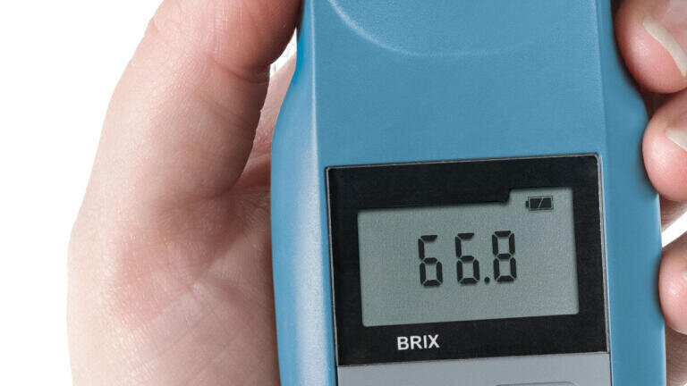 Digital Refractometer Suitable for Use in Harsh Environments