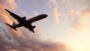 Air Canada first airline to operate flight on recycled oil and regular fuel