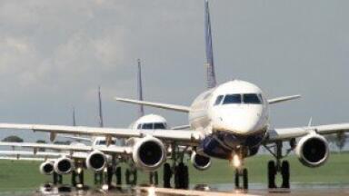 Could flocks of planes reduce emissions?