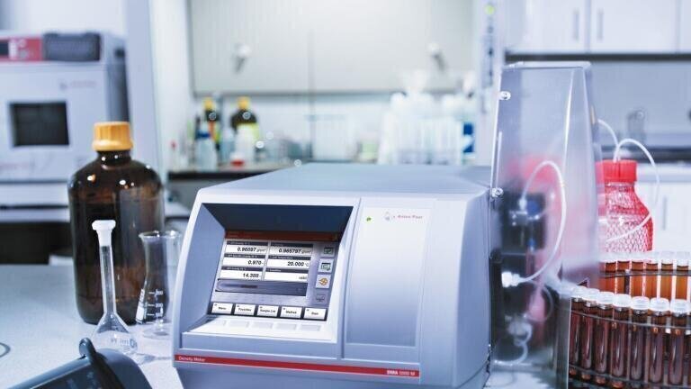 Density Measurement Whatever the Viscosity