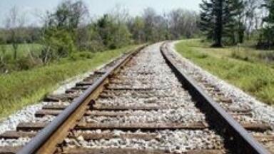 Canada to phase out older oil-rail cars