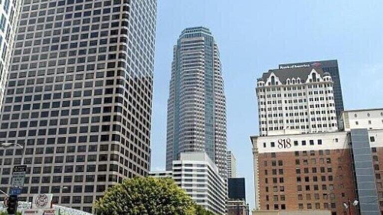 Oil spill floods LA streets