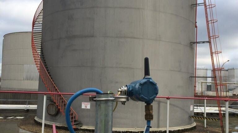 Emerson’s proven Smart Wireless technology eliminated the need for new instrumentation cabling and associated trenches and ducting