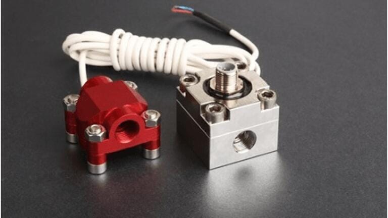 Flow Meters Provide Valuable Data to Formula 1 Racing Teams
