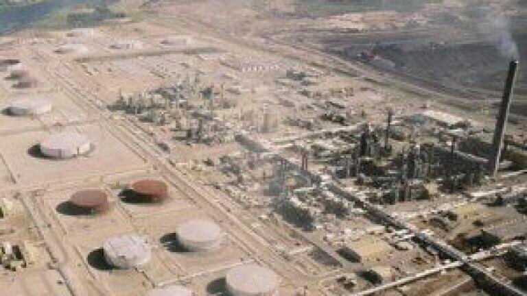 An Introduction to Oil Refineries