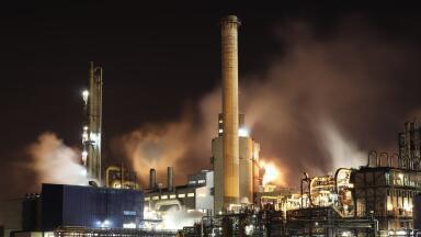 5 Big Fat Oil Industry Lies