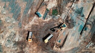 How is the Oil Price Crash Affecting Oil Sand Companies?