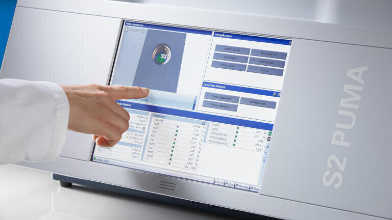 Fig 2.: Easy intuitive operation with TouchControl