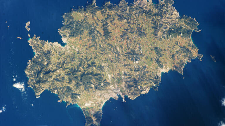 Scottish Oil Explorers Abandon Search in Ibiza   