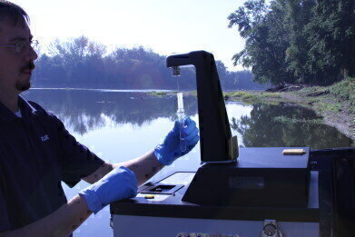 Mobile GC/MS Detects VOCs in Water Using Portable, 3-Pound Purge & Trap
