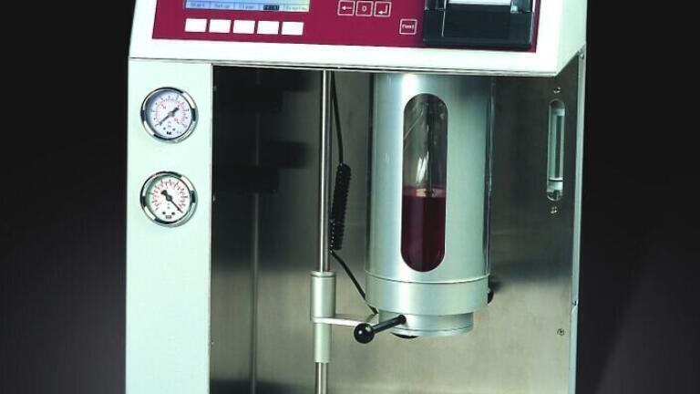 An Expert in Fluid Particle Counting