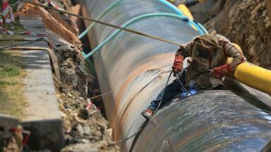 Why is Hillary Clinton Against the Keystone XL Pipeline?