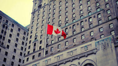 How Are Low Oil Prices Affecting Canada's Oil Industry?