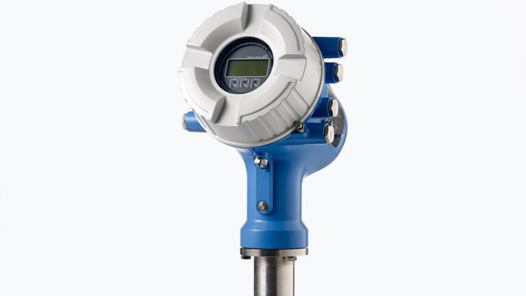 First 79 GHz High Accuracy Radar Instrument for Level Measurement in Liquids