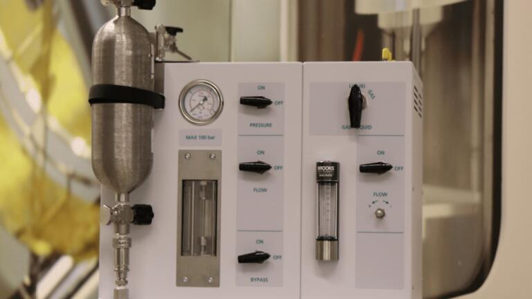 How to inject a representative amount of liquids & gases into a GC?