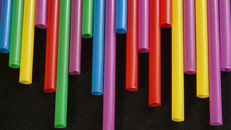 How Does Plastic Gain from Crude Oil's Loss?