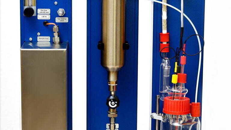 The Principles of Karl-Fisher Titration Demonstrated at PEFTEC
