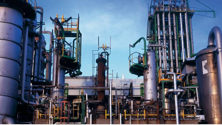 Measuring Solutions for Oil and Gas Downstream