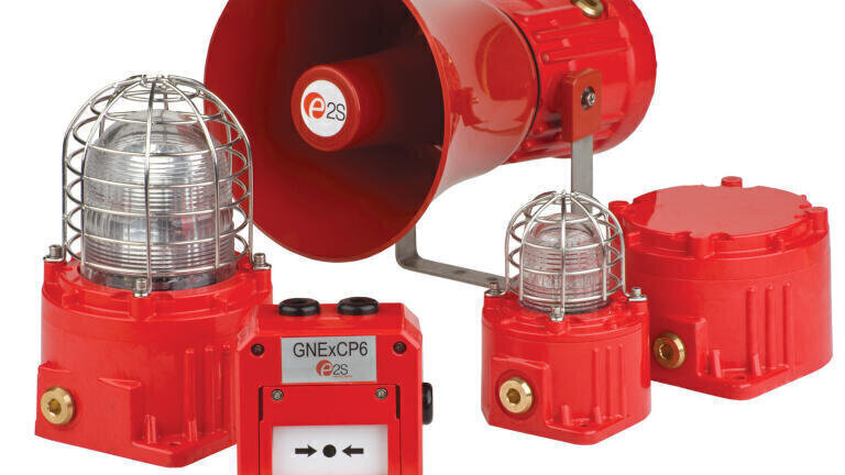 E2S majors on LED beacon technology at OTC