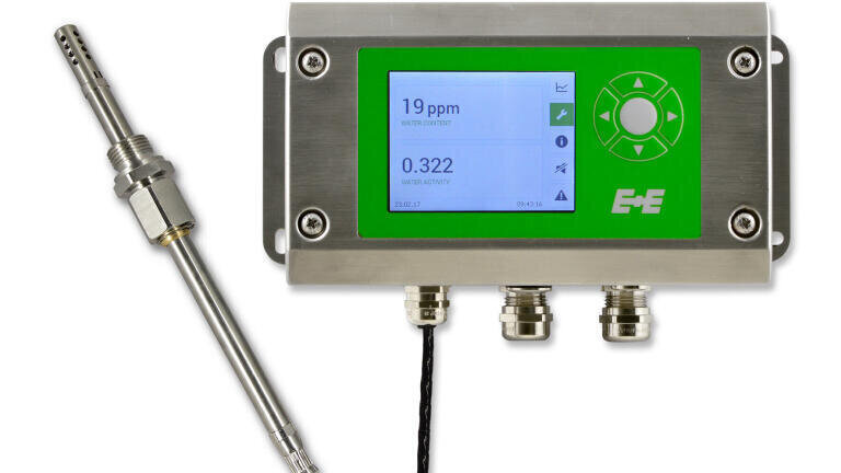 EE360 moisture in oil transmitter with metal enclosure.