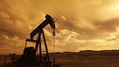 Is Fracking Worth It if Oil Prices Continue to Drop?