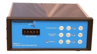Multi-sensor signal conditioner with adjustable gain