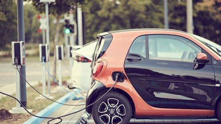 UK to Bring Forward Ban on New Petrol and Diesel Cars