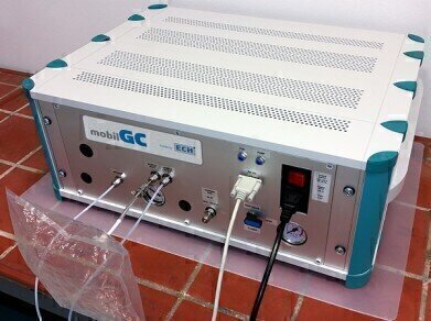 Using the ECH MobilGC portable gas chromatograph and LPG sampling box for onsite measurements according to ASTM D2163