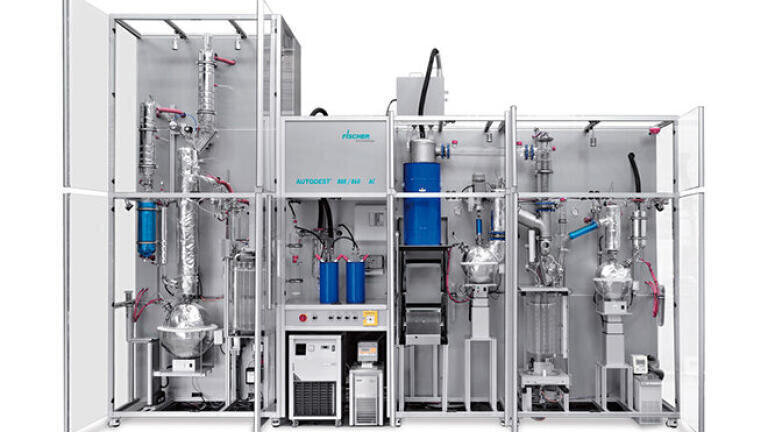 Tailoring distillation plants and process engineering systems to meet the demands of the oil and chemical related industries