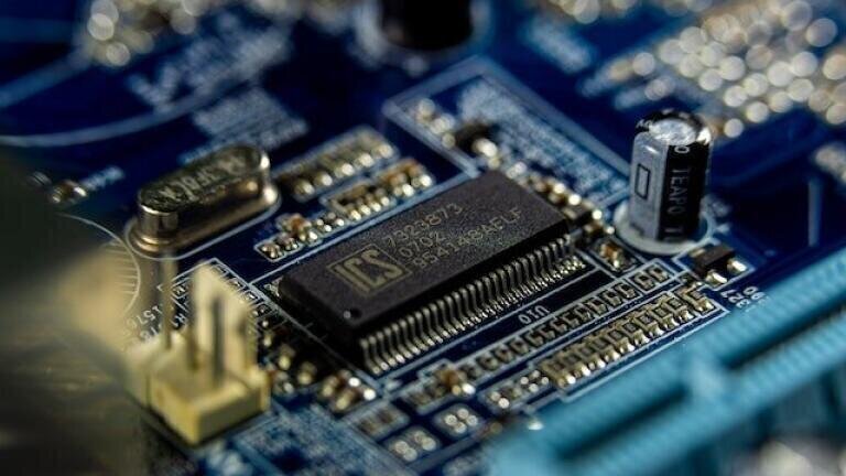 How Do Smart Cell Batteries Work?