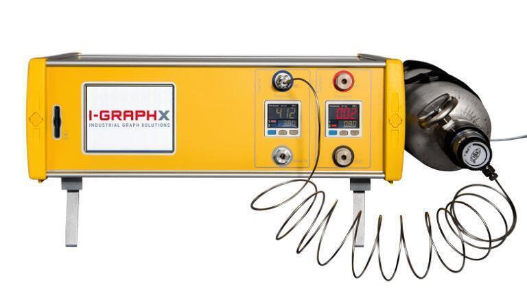 Laboratory standard GC analysis for fuel cells and hydrogen purity as well as a wide range of tasks for the oil, gas and refining sectors - all in a compact and portable field instrument
