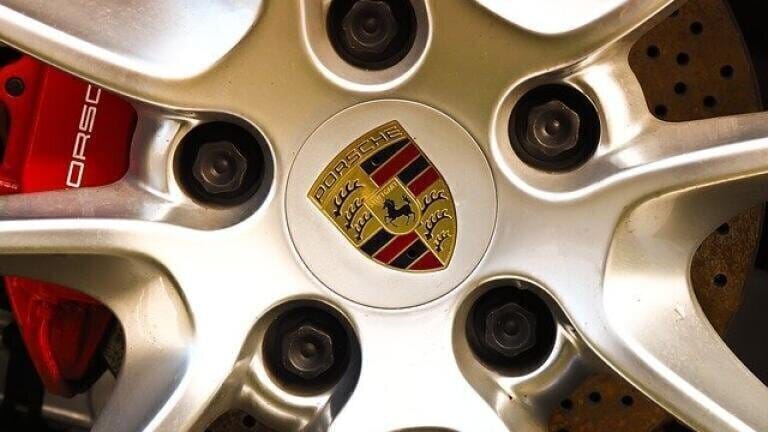 Synthetic Fuels vs Electric Cars - Which Comes Out on Top?