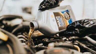 What Qualities Does Lubricant Analysis Measure?