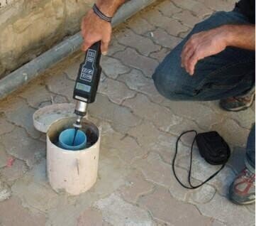 Detection of Fuel Leakage in the Soil Around Underground Filling Tanks