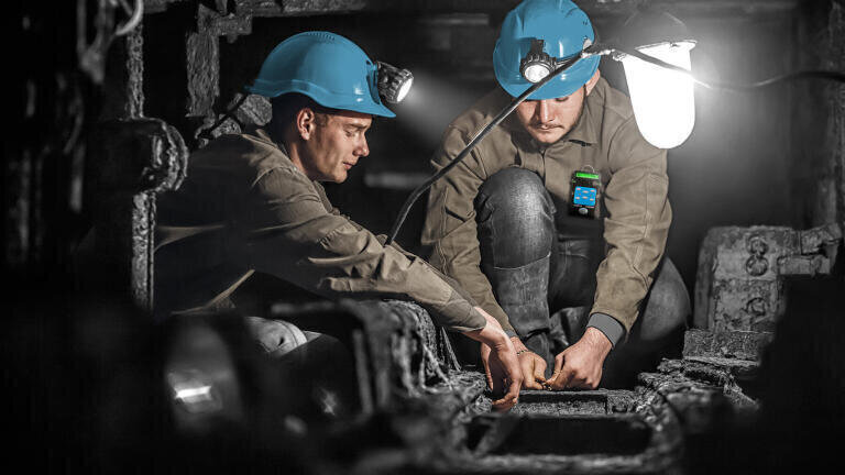 Connected safety in the mining industry