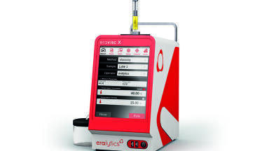 Viscosity and density measurements for oil samples with laboratory precision