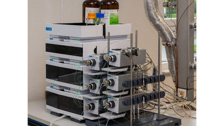 HPLC for Determination of Saturate, Aromatic, Resin and Asphalthene (SARA) fractions in Crude Oils and Bitumen