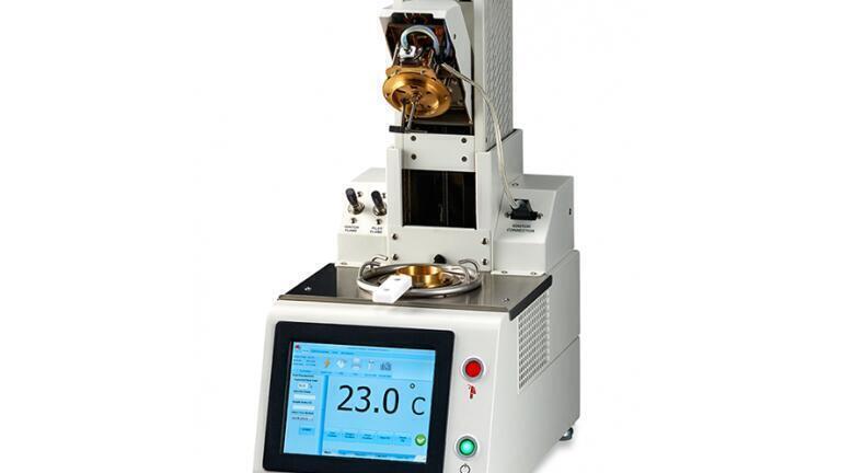 Automated Pensky-Martens flash point analyser