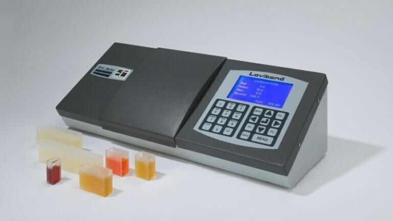 New Spectrophotometer for Colour Measurement  
